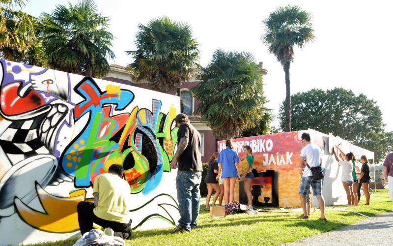 Hilak 6 Graffiti lehiaketa Hondarribiko Jaiak 2015