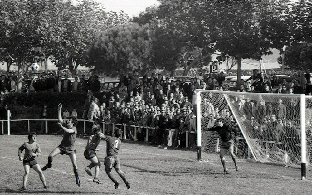 Hondarribia Futbol ELkartea (HFE) 1970ko hamarkadan.